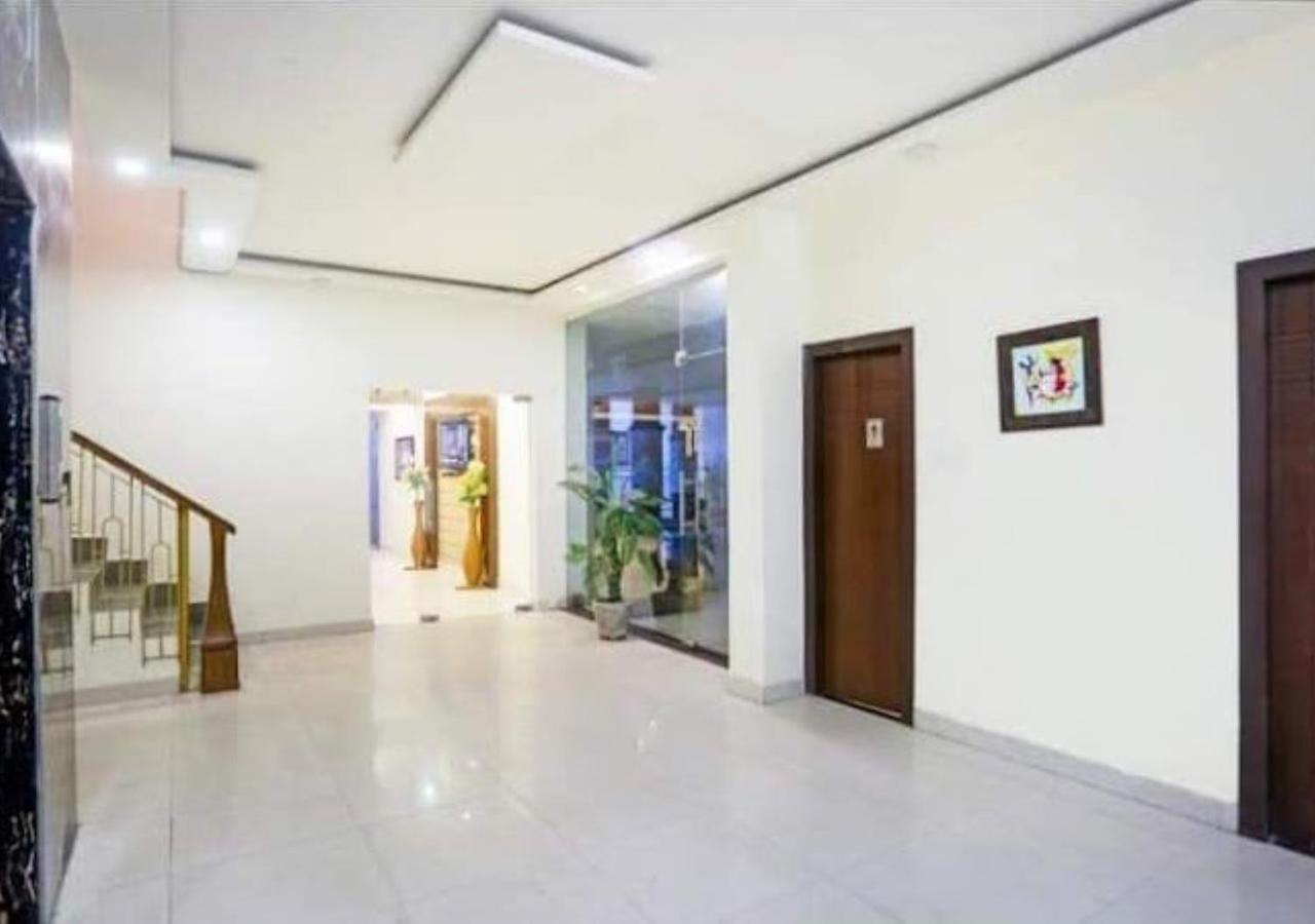 Hotel Zion Inn Varanasi Exteriör bild