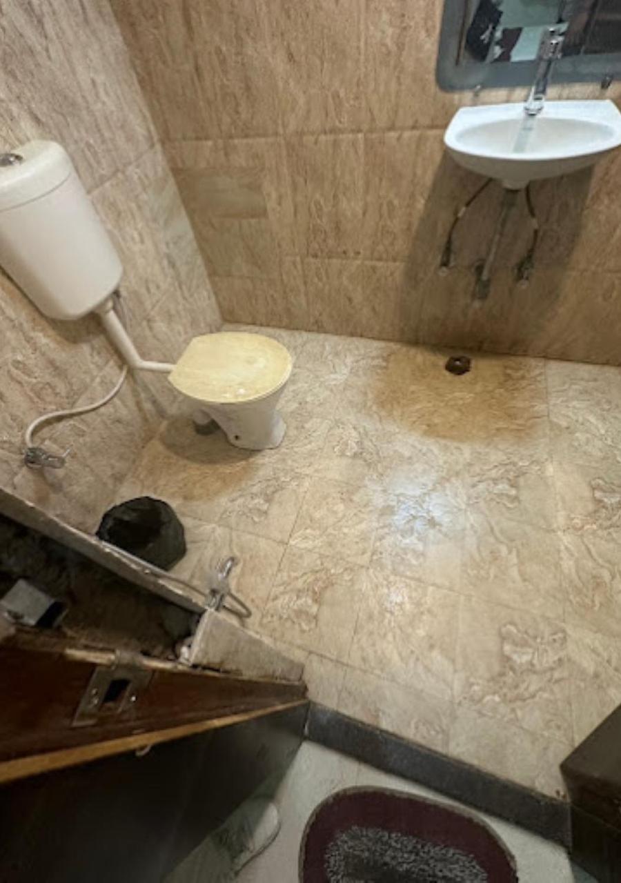 Hotel Zion Inn Varanasi Exteriör bild
