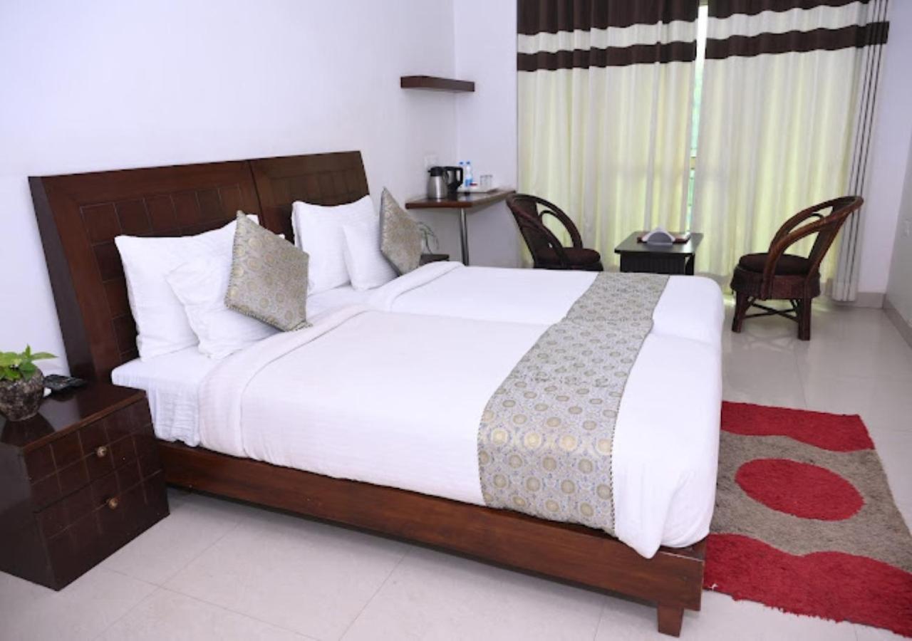 Hotel Zion Inn Varanasi Exteriör bild