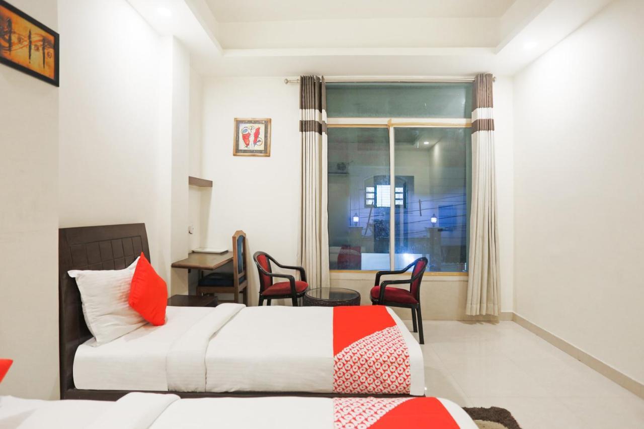Hotel Zion Inn Varanasi Exteriör bild
